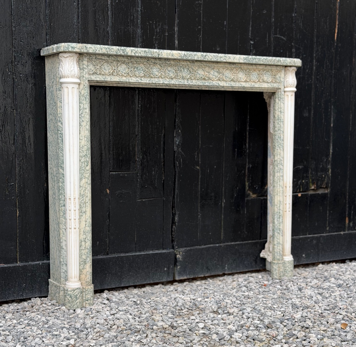 Cheminée de style Louis XVI en marbre vert Estours et blanc de Carrare, vers 1880