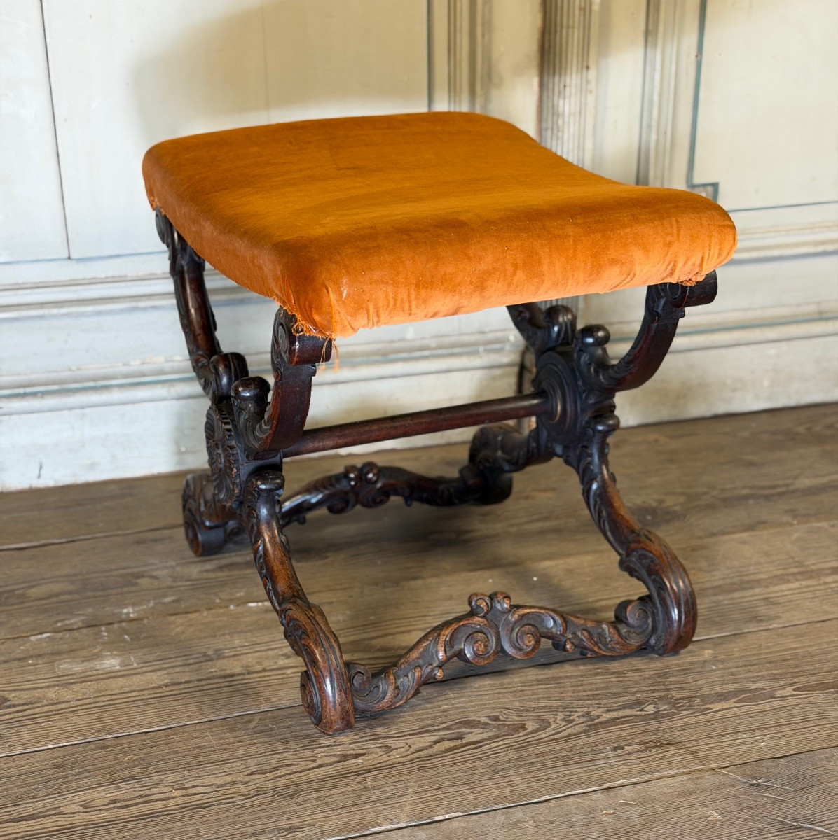 X-shaped Stool, Carved Wood, 19th Century-photo-4