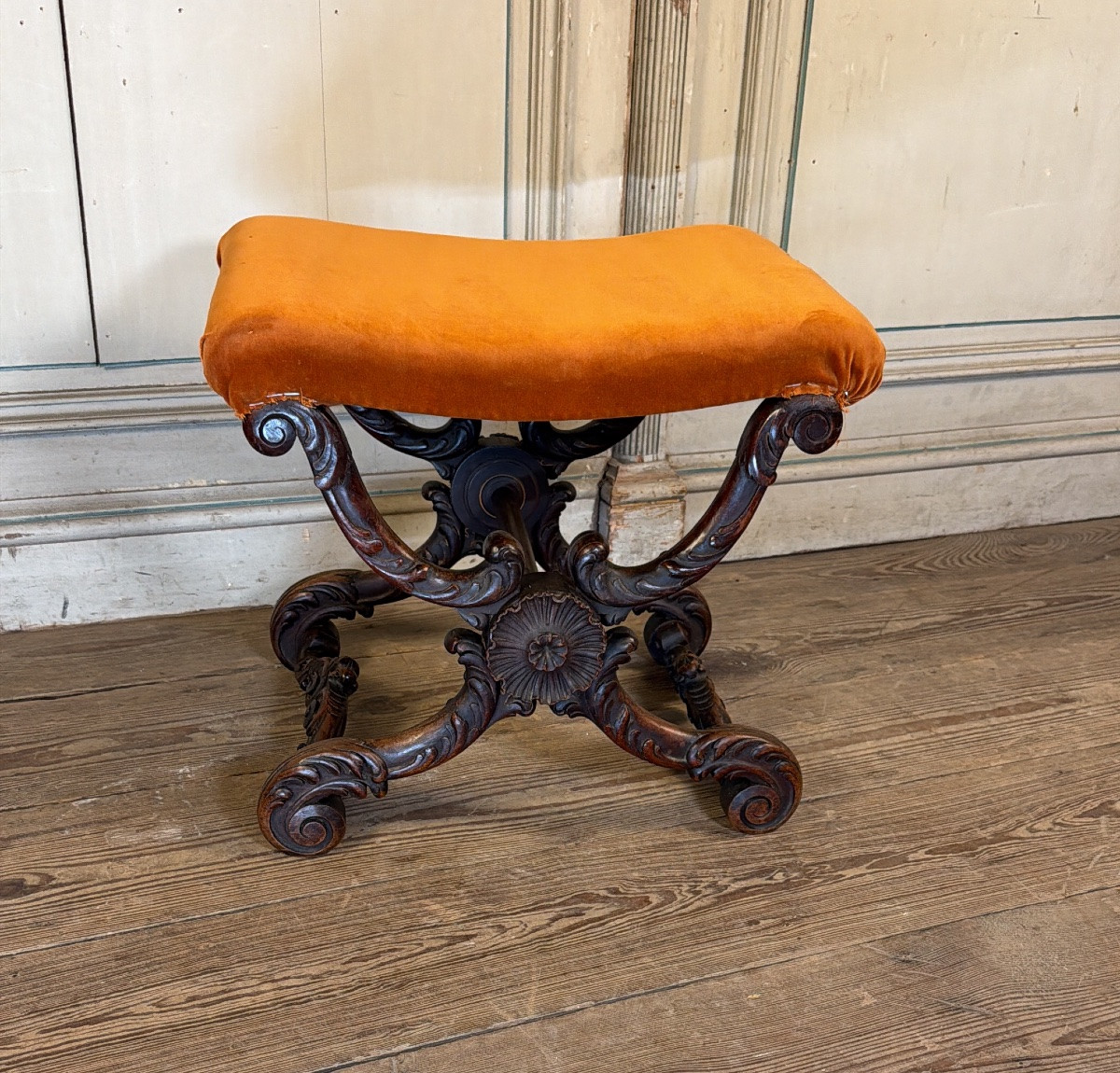 X-shaped Stool, Carved Wood, 19th Century-photo-6