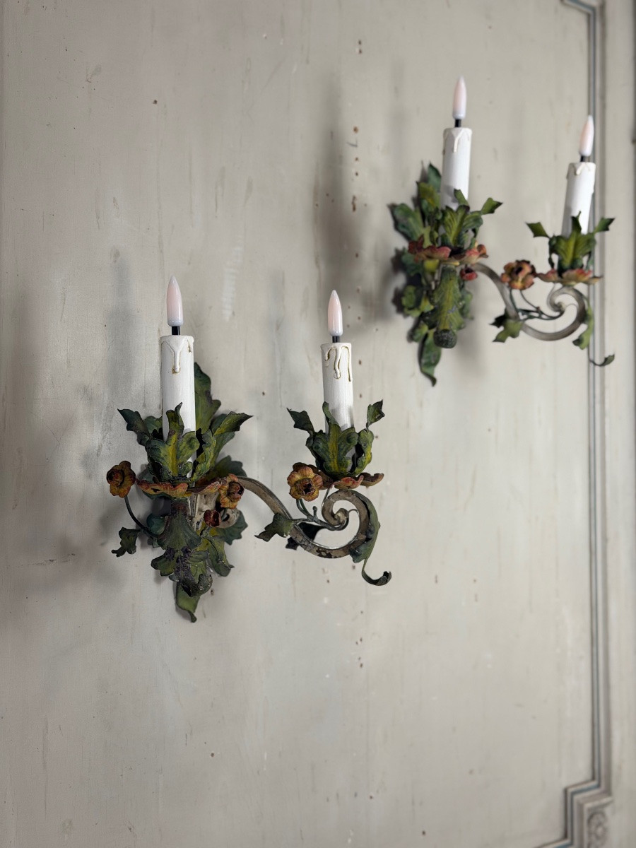 Pair Of Polychrome Metal Sconces With Flowers, Circa 1900-photo-4