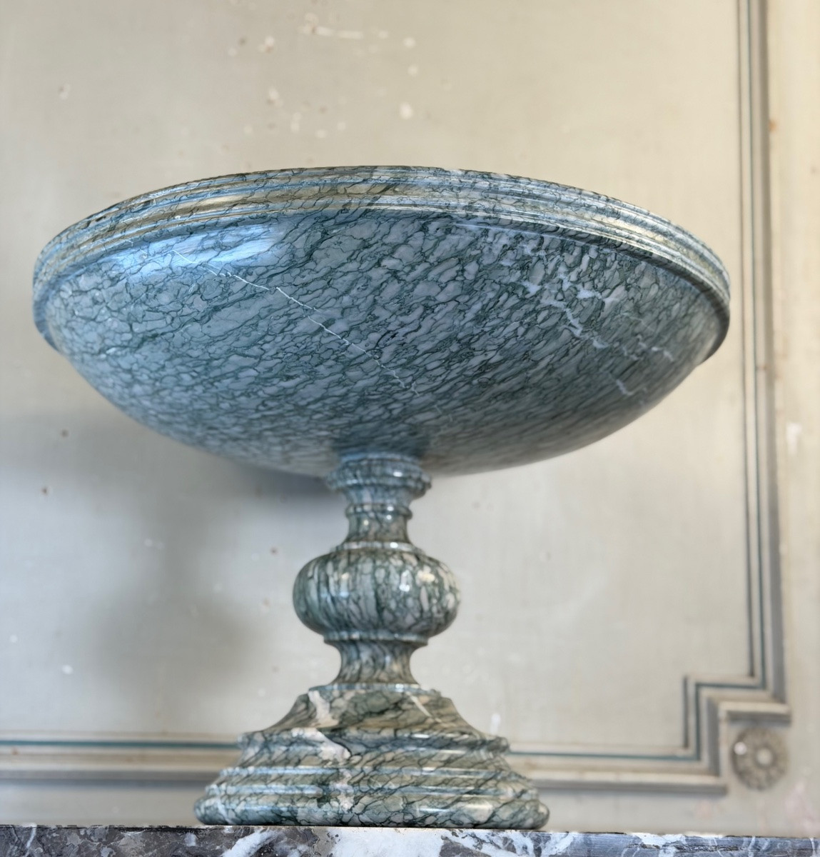 Coupe sur pied, tazza en marbre Campan vers 1880-photo-3