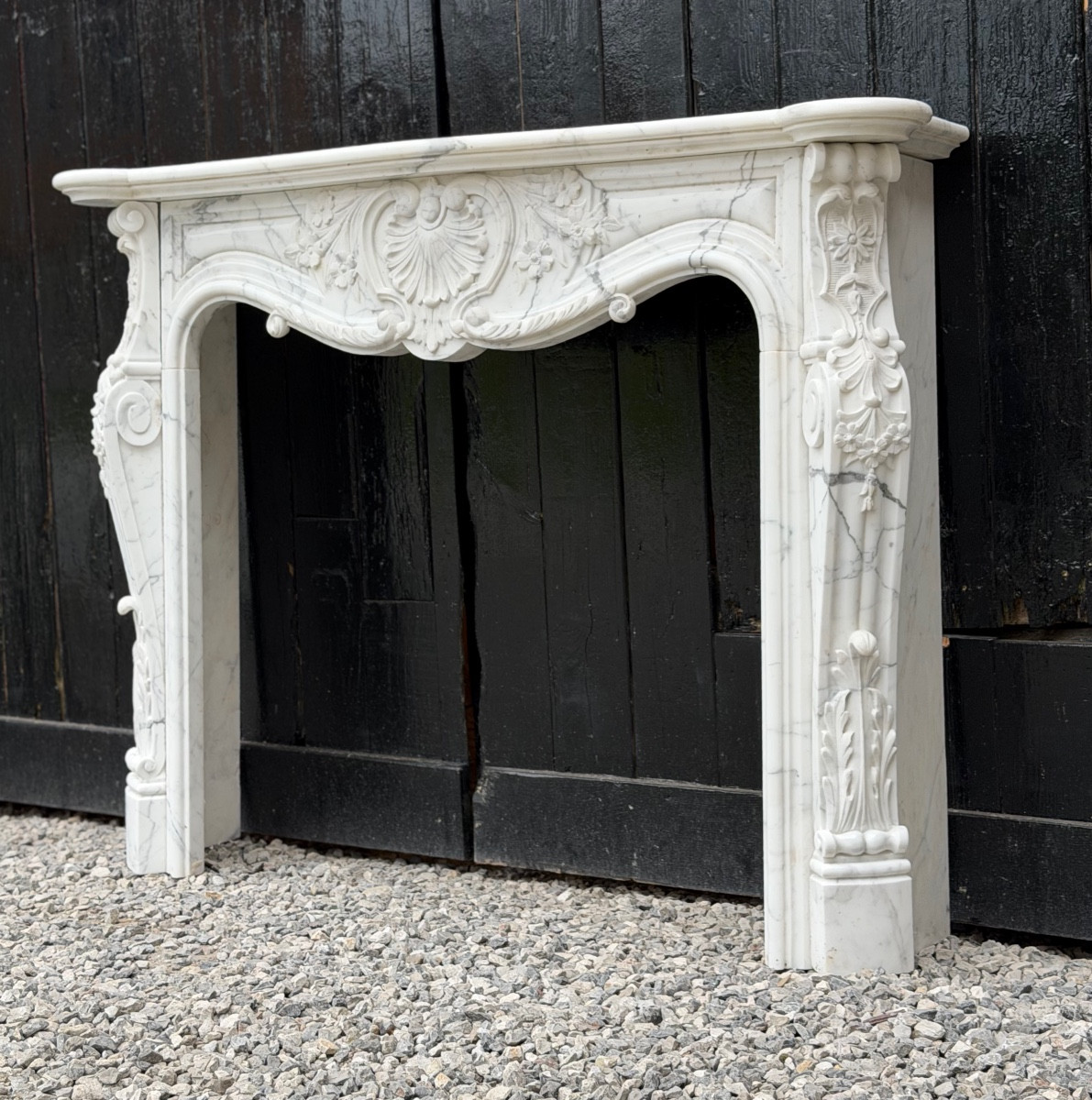 Louis XV Style Mantel In Carrara Marble, Circa 1980