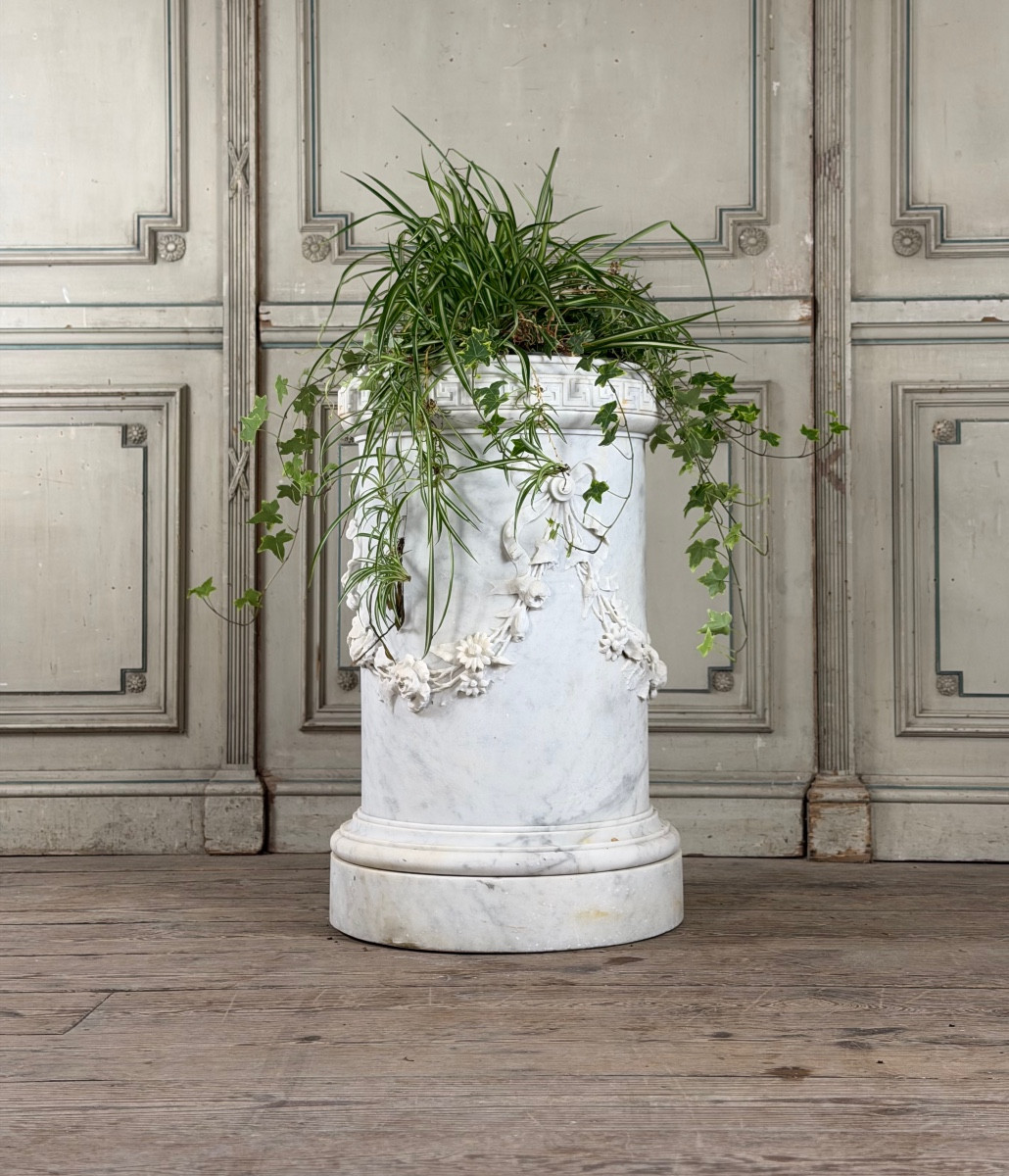 Carrara Marble Planter In The Louis XVI Style, Circa 1880