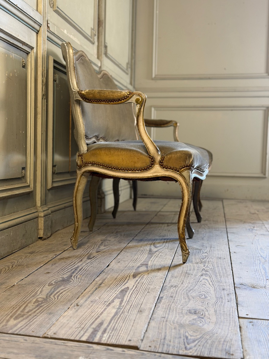 Banquette Louis XV en bois sculpté et peint, XVIIIème siècle-photo-3