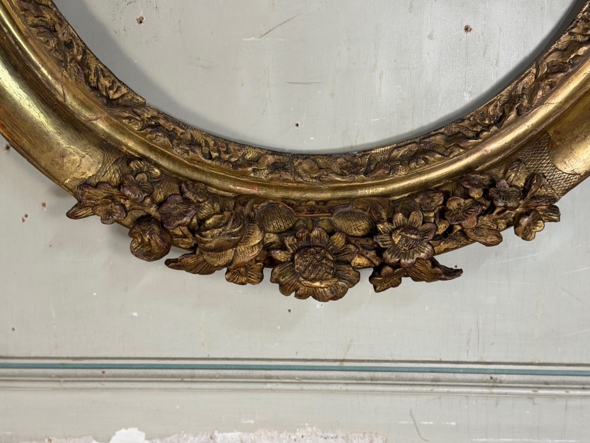 Cadre Régence en bois sculpté et doré, XVIIIème siècle-photo-2