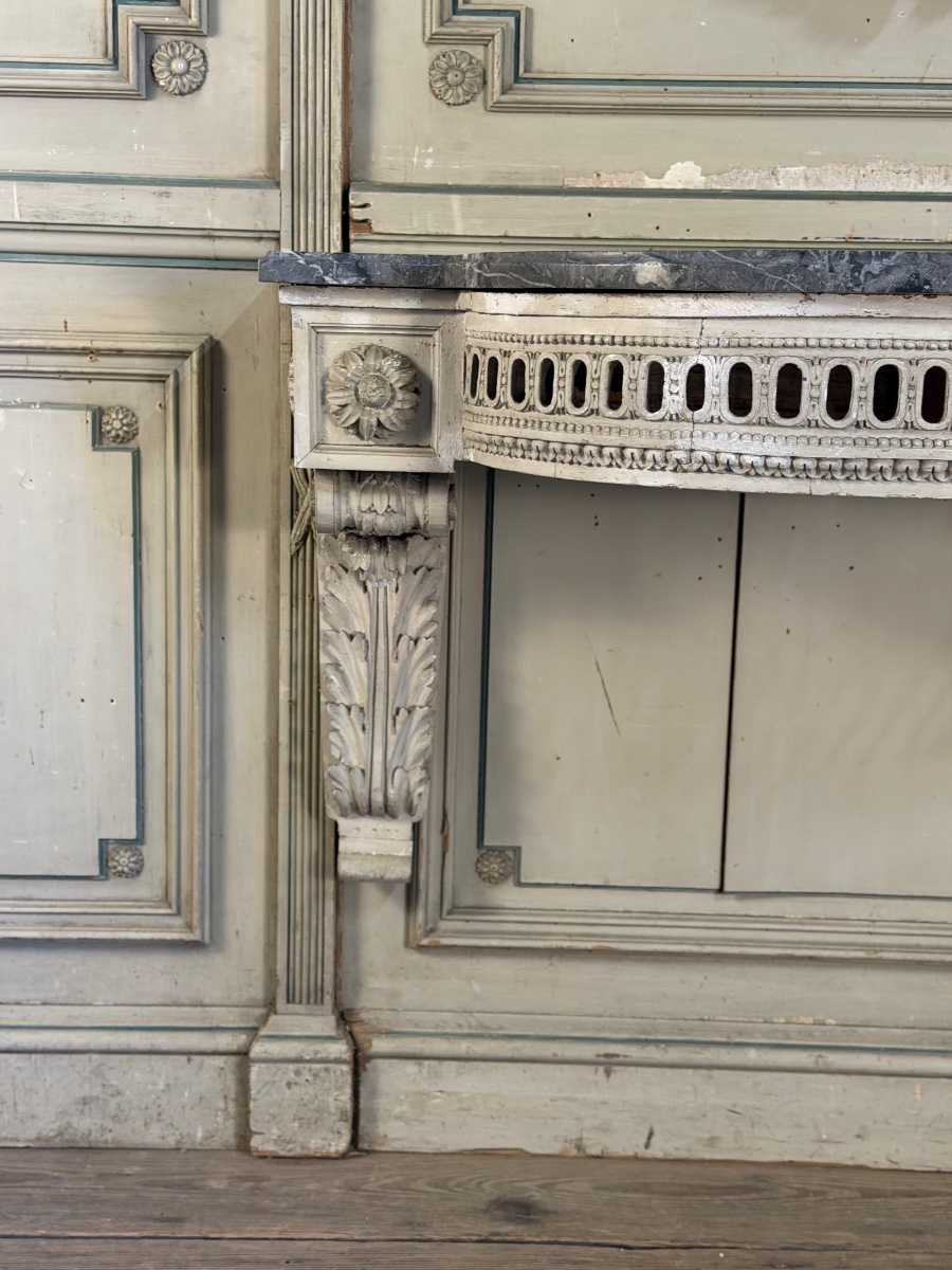 Console d’applique Louis XVI en bois sculpté, patine grise, XVIIIème siècle -photo-1