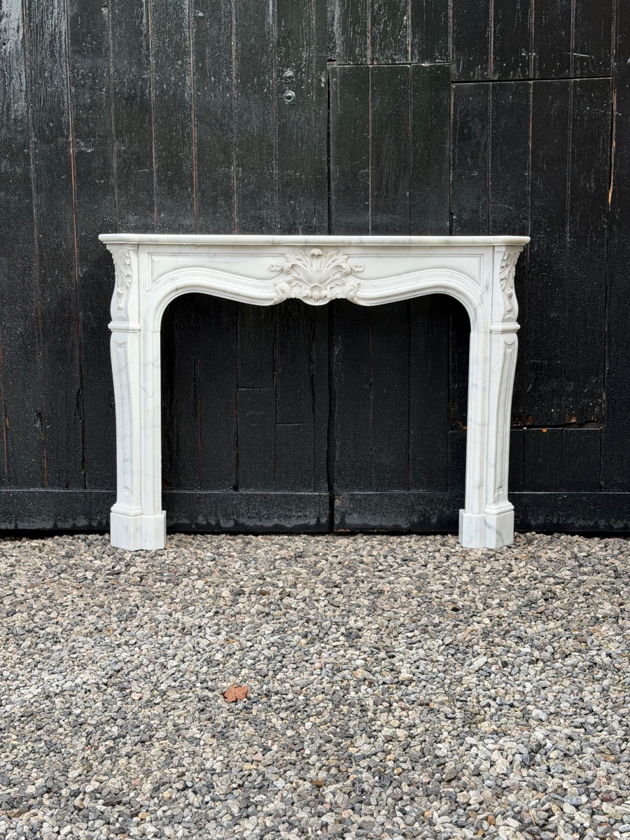 Louis XV Style Mantel In Carrara Marble Circa 1950-photo-2