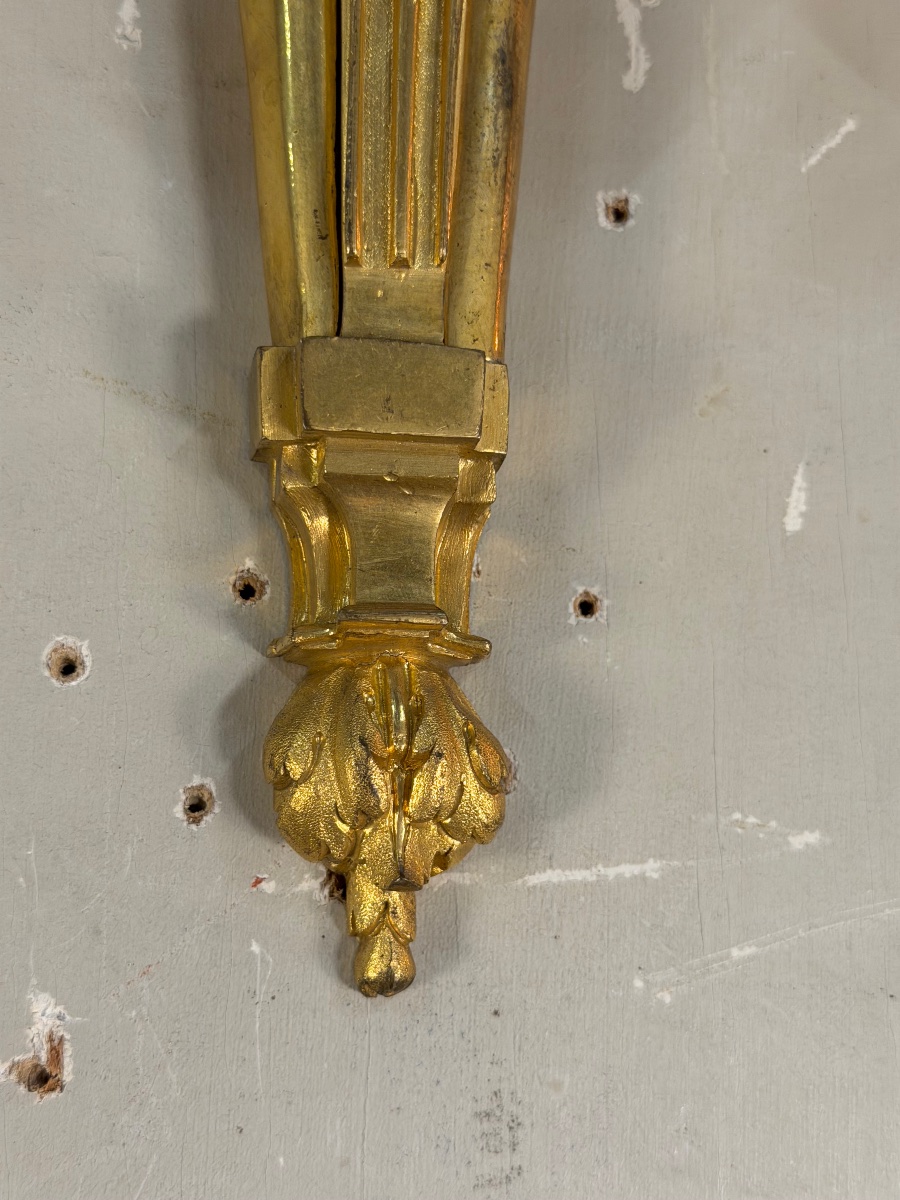 Paire d’appliques en bronze doré de style Louis XVI vers 1880-photo-2