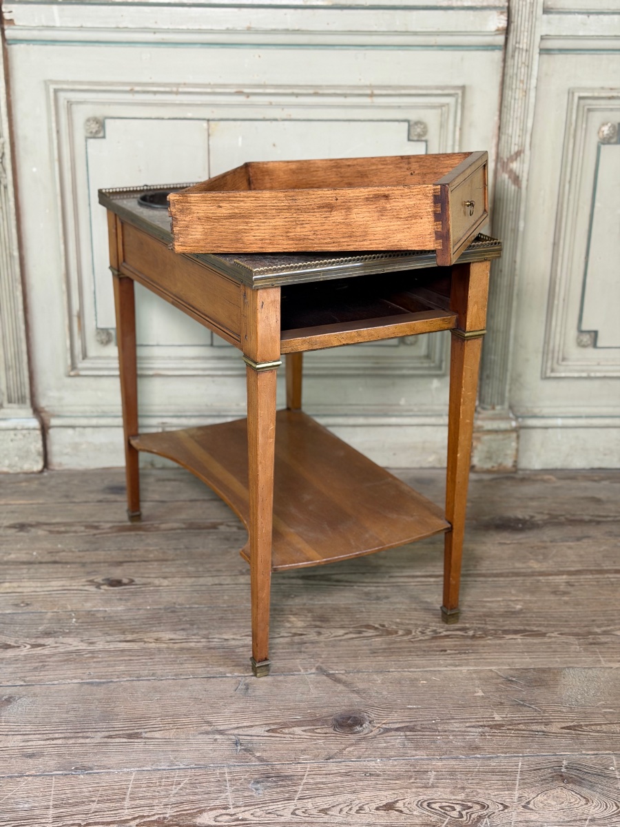 Table rafraîchissoir Louis XVI en acajou, laiton et marbre, XVIIIème siècle -photo-2