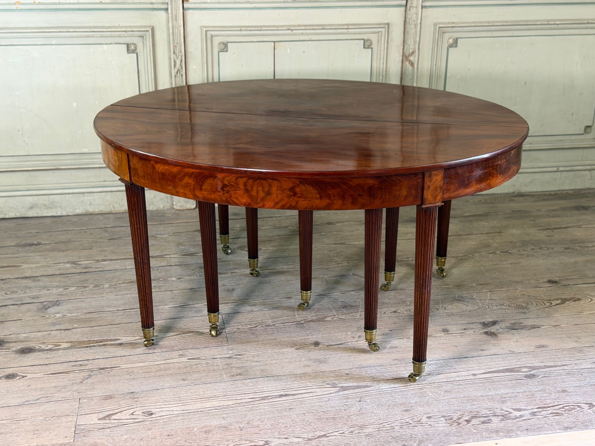 Table Louis XVI en acajou de Cuba, 9 pieds, environ 8m déployée, fin du XVIIIème siècle-photo-1
