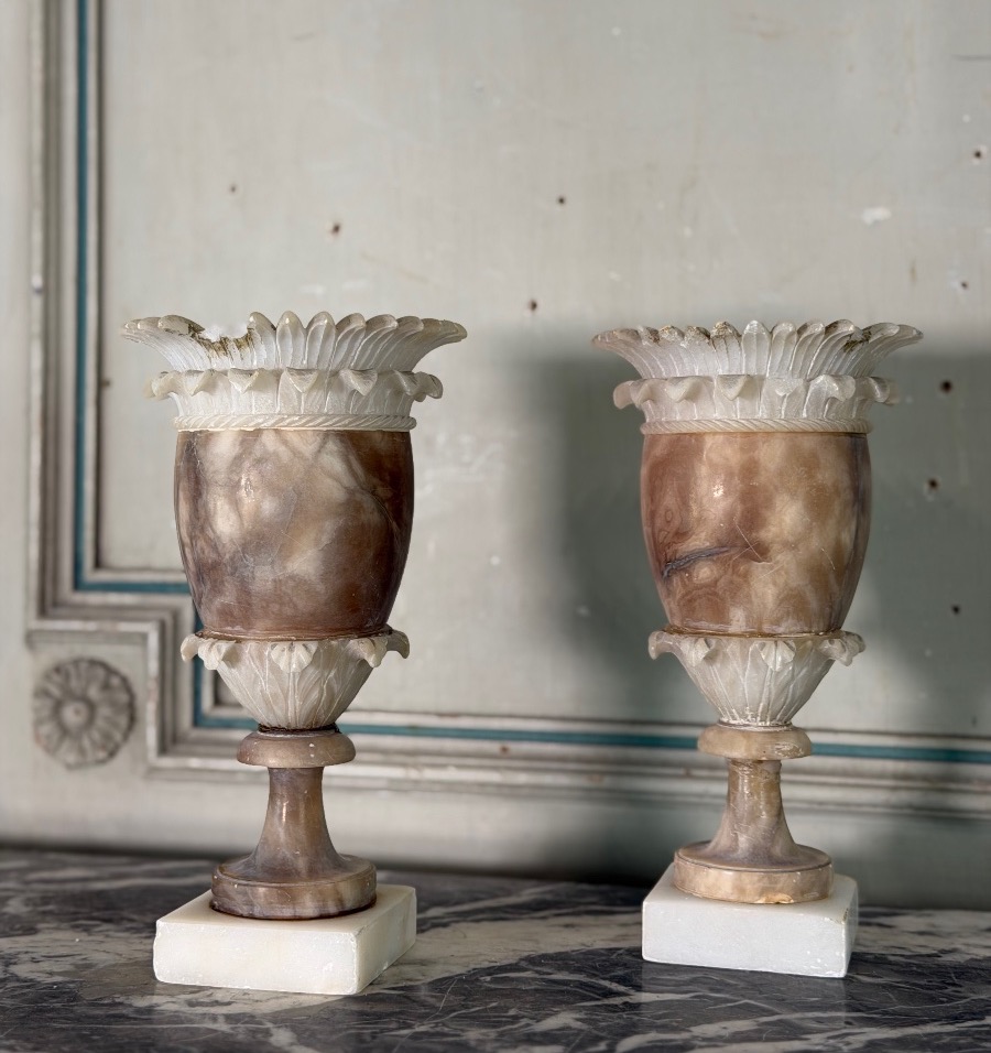 Pair Of Two-tone Alabaster Vases, Circa 1900, With Chips On The Rims