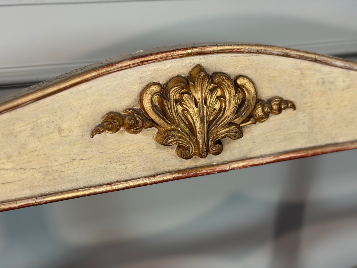 Banquette en bois sculpté, doré et peint, Italie vers 1880, 510cm de long -photo-6