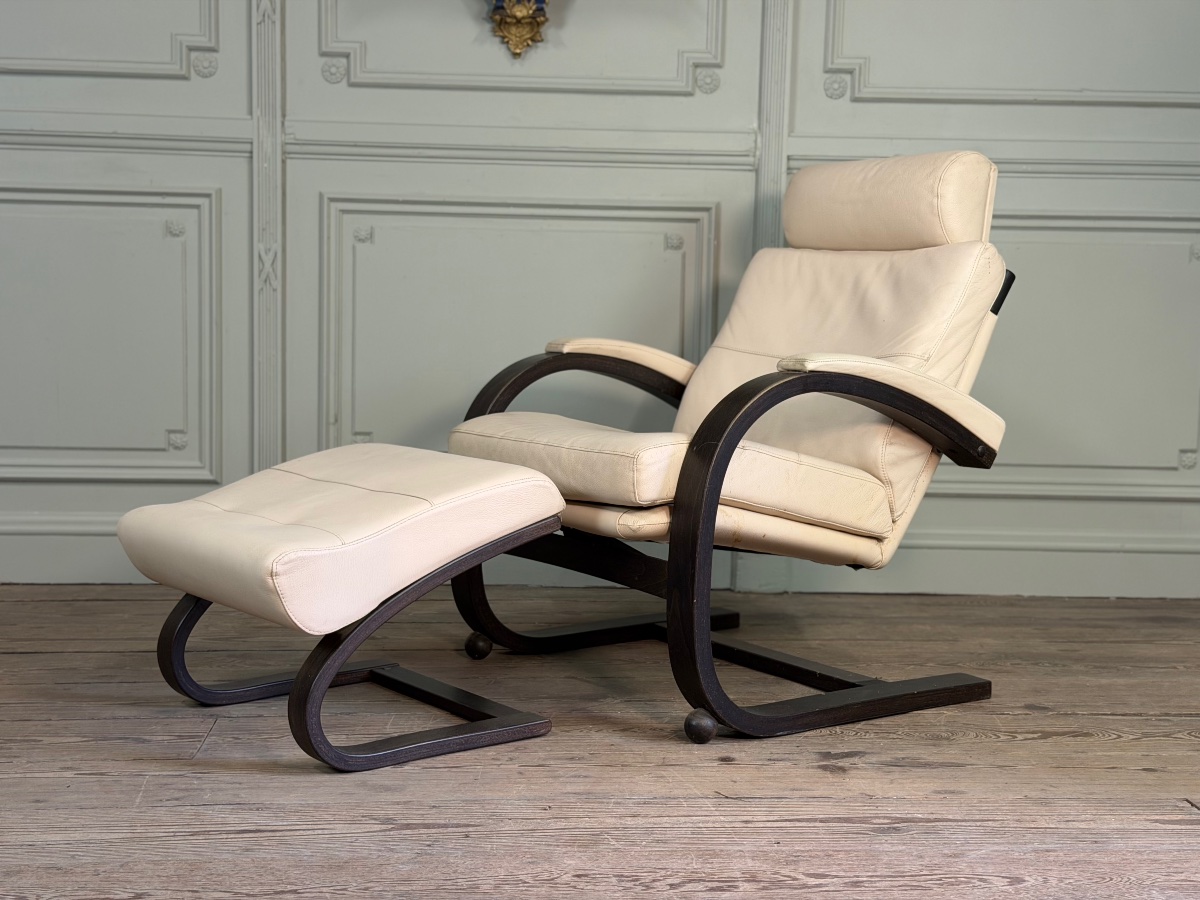 Nelo Fauteuil Nelo et son repose-pieds en cuir, åke Fribyter pour Roche Bobois, vers 1980-photo-3