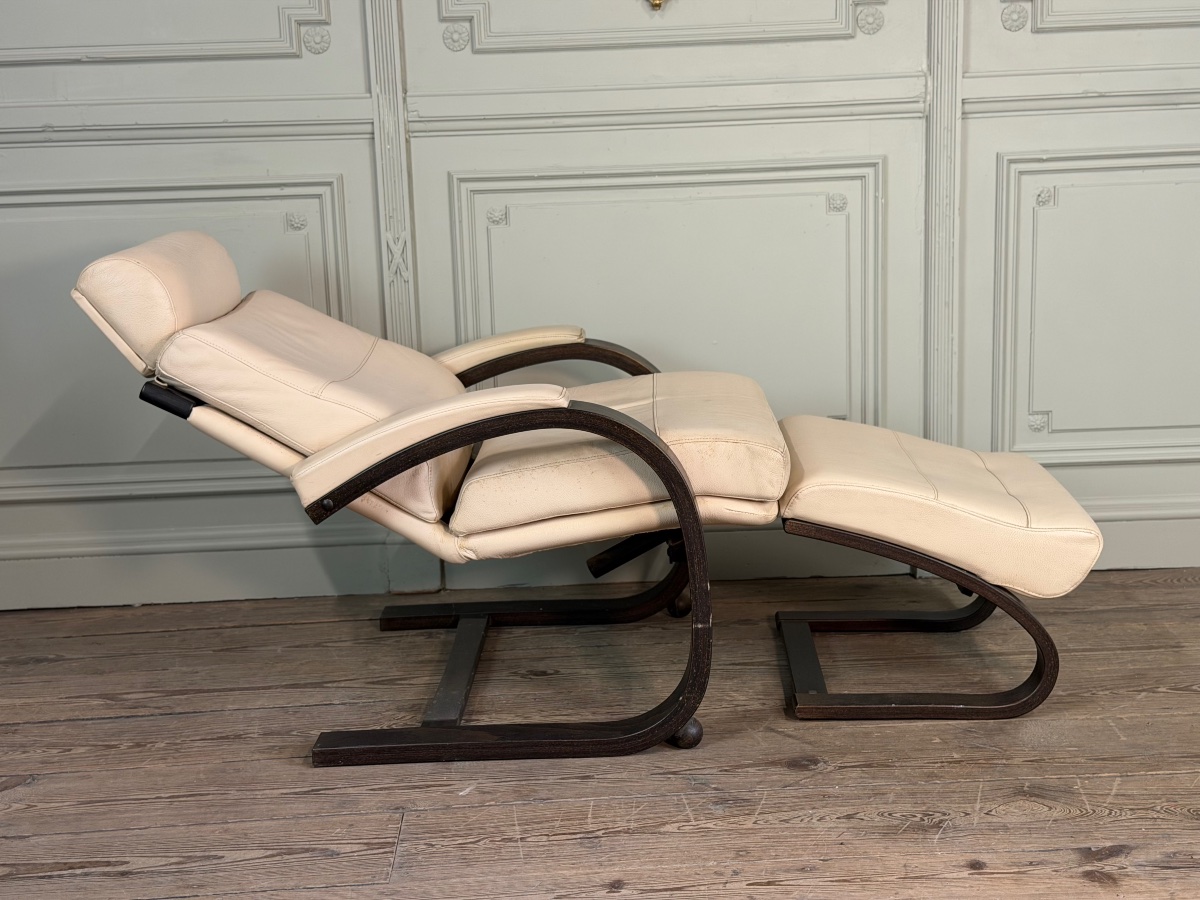 Nelo Fauteuil Nelo et son repose-pieds en cuir, åke Fribyter pour Roche Bobois, vers 1980-photo-4
