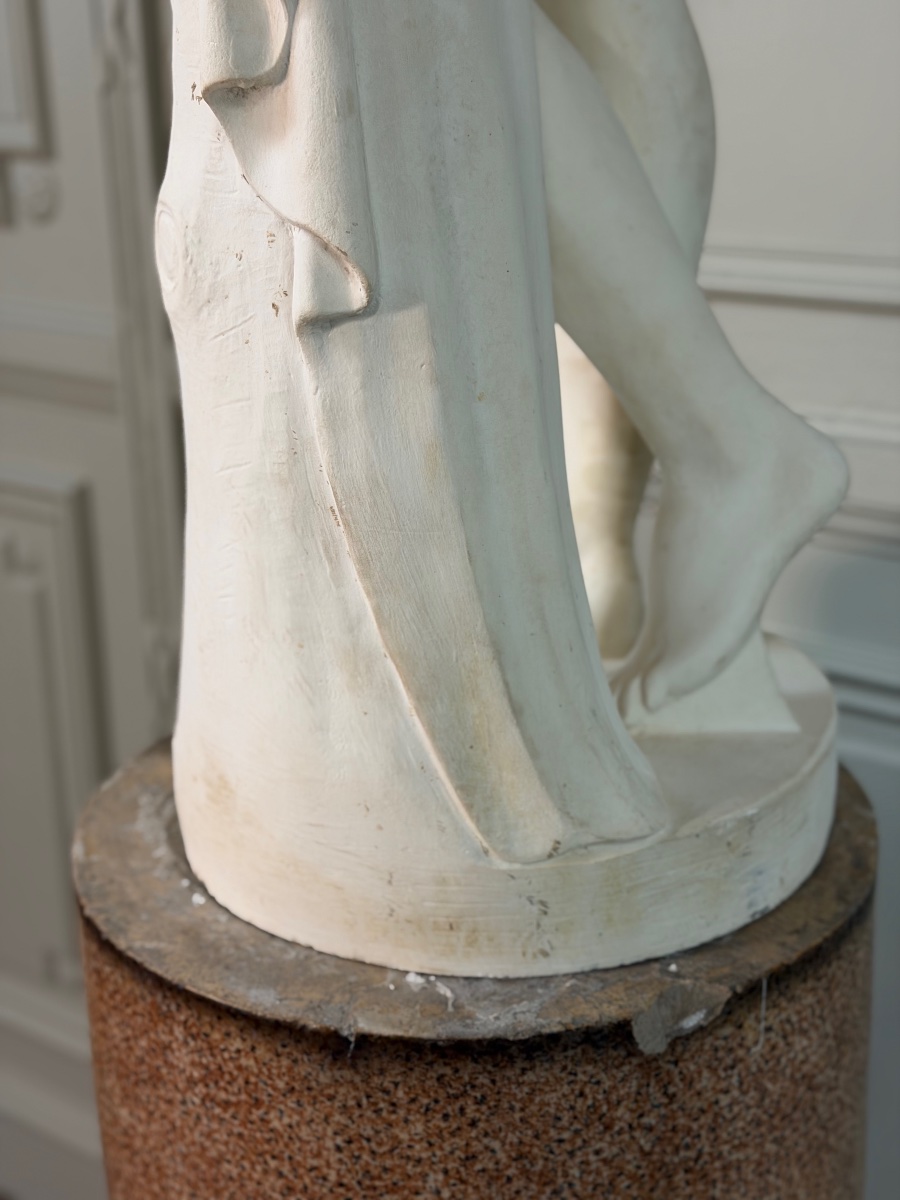  Venus With An Apple, Based On Bertel Thorvaldsen’s Model, In Cast  Marble, 20th Century -photo-6