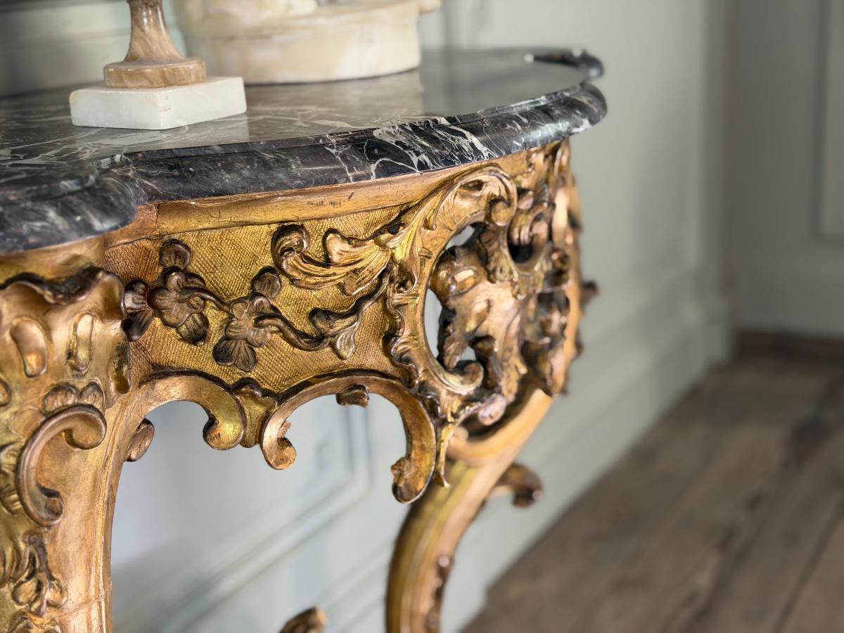 Console Régence au dragon, bois sculpté et doré, Paris vers 1720-photo-1