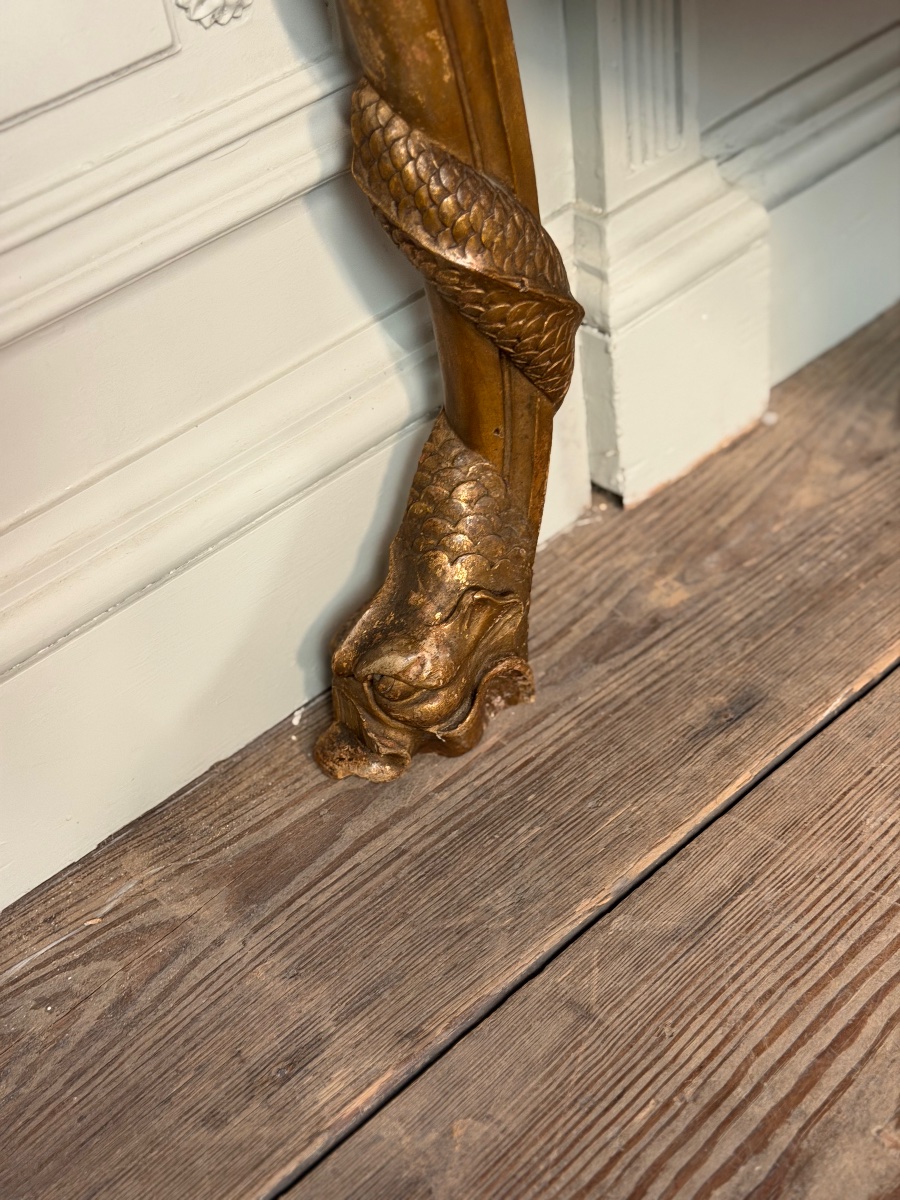Console en bois doré, quatre pieds garnis de monstres marins, marbre brèche violette, vers 1900-photo-3