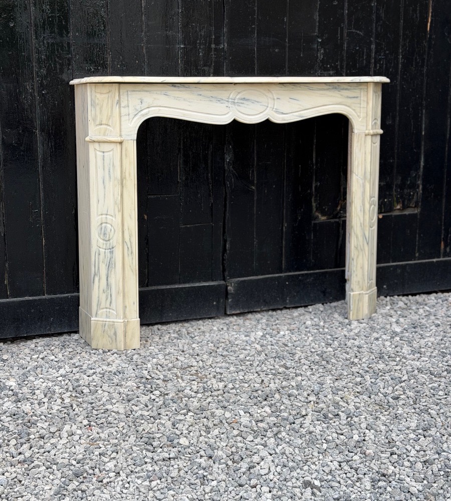 Pompadour-style Fireplace In Pale Yellow Marble, Circa 1900