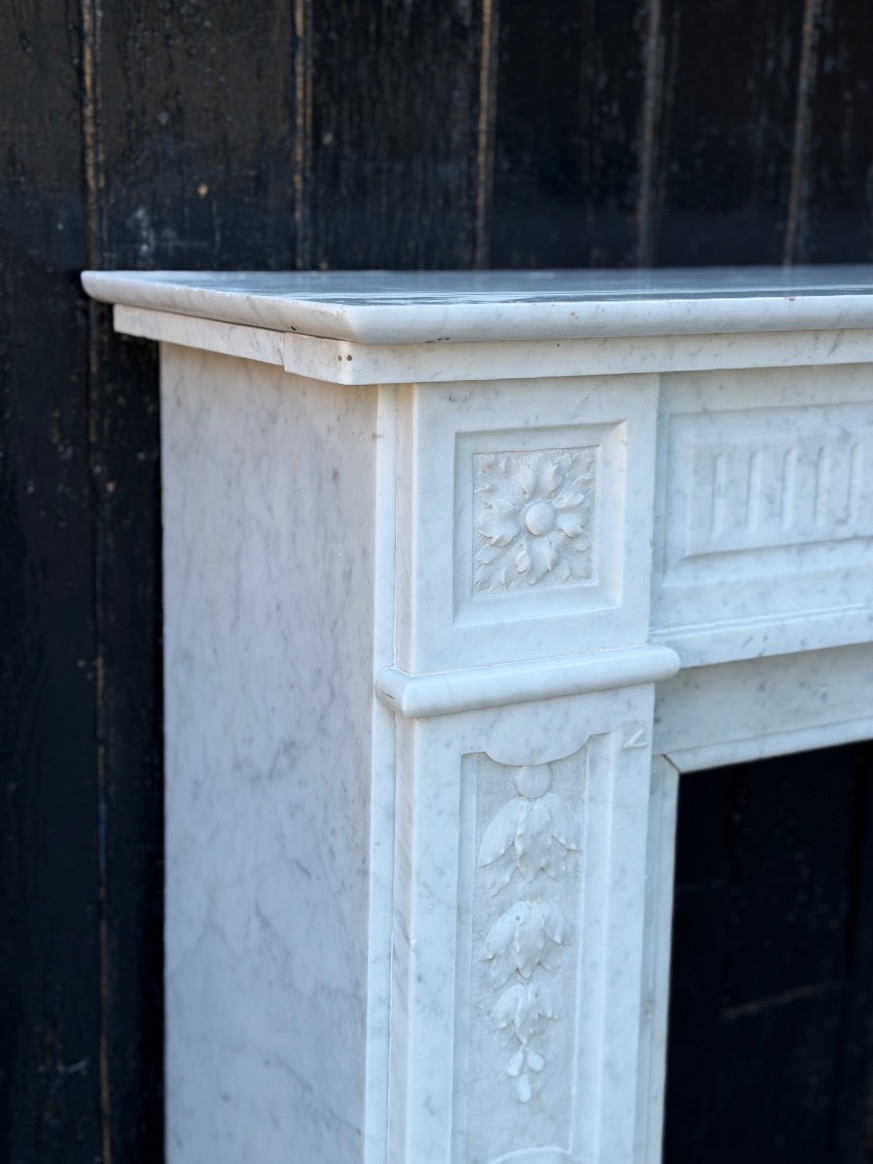 Louis XVI-style Fireplace In White Carrara Marble, Circa 1880-photo-2