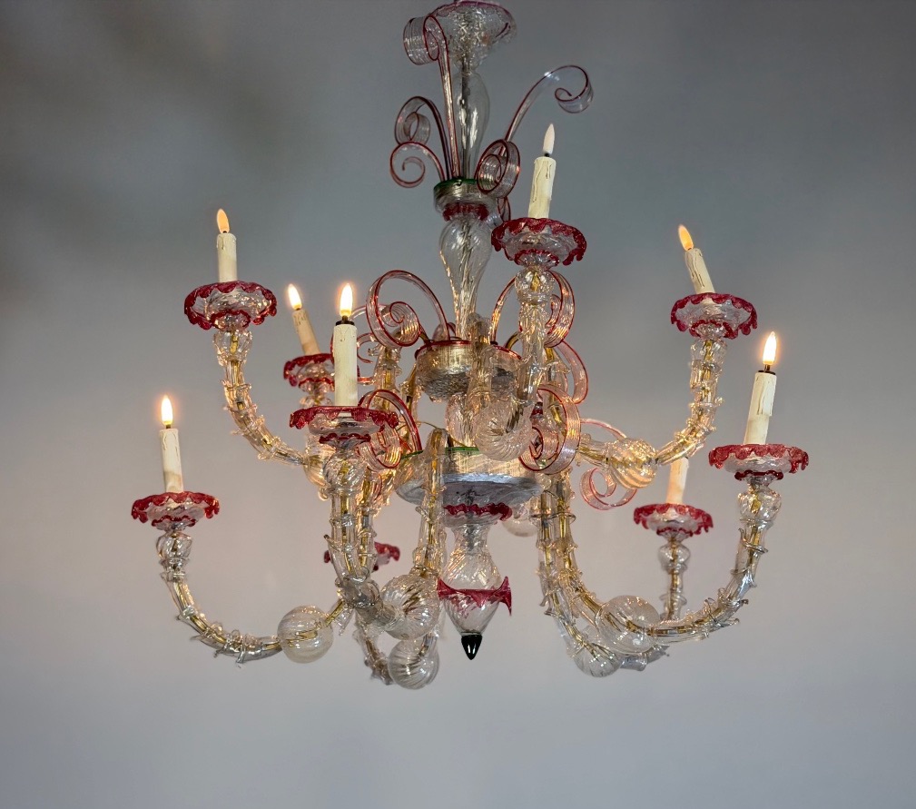 Rezzonico Venetian Chandelier Made Of Clear And Red Murano Glass, Circa 1900