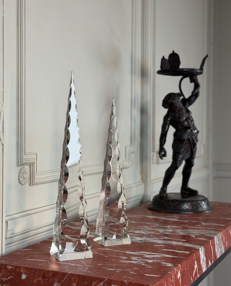 Two Obelisks Made Of Cut Crystal, Signed "archimede Seguso Murano" On The Bottom, Circa 1950