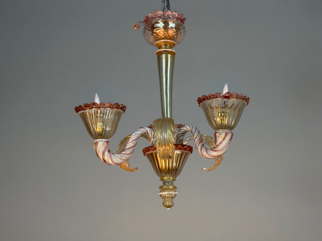 Petit lustre vénitien en verre de Murano vers 1940 