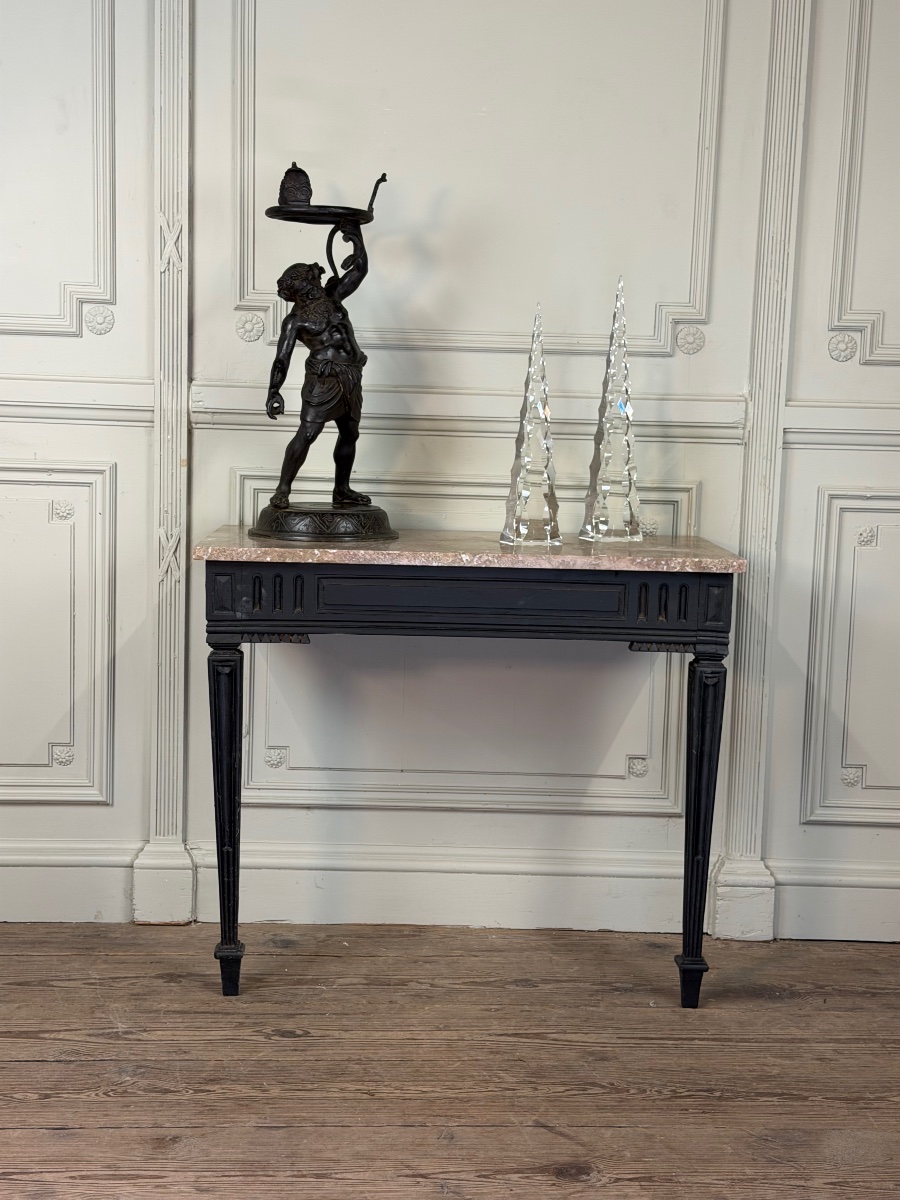 Console Louis XVI en chêne patiné noir, fin XVIIIème siècle