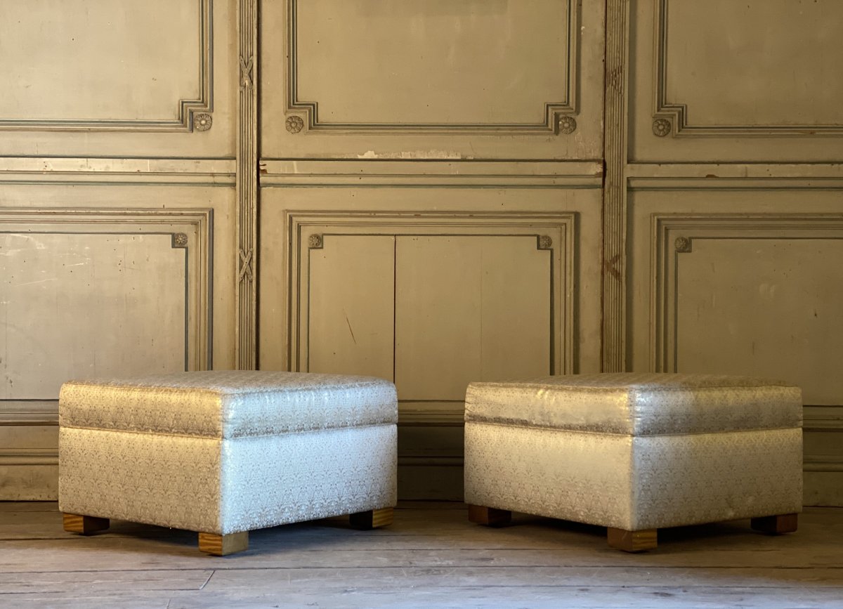 Pair Of Poufs In Golden Silk Around 1980