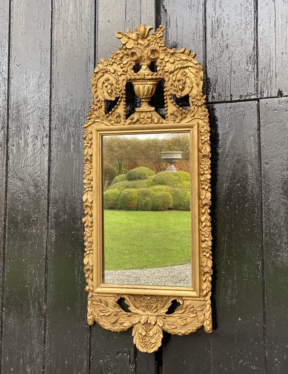 Miroir En Bois Sculpté Doré XIXème Siècle 