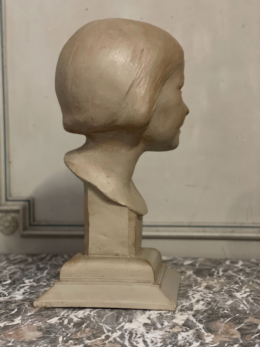 Plaster Bust, Young Girl, Monogram And Date-photo-3