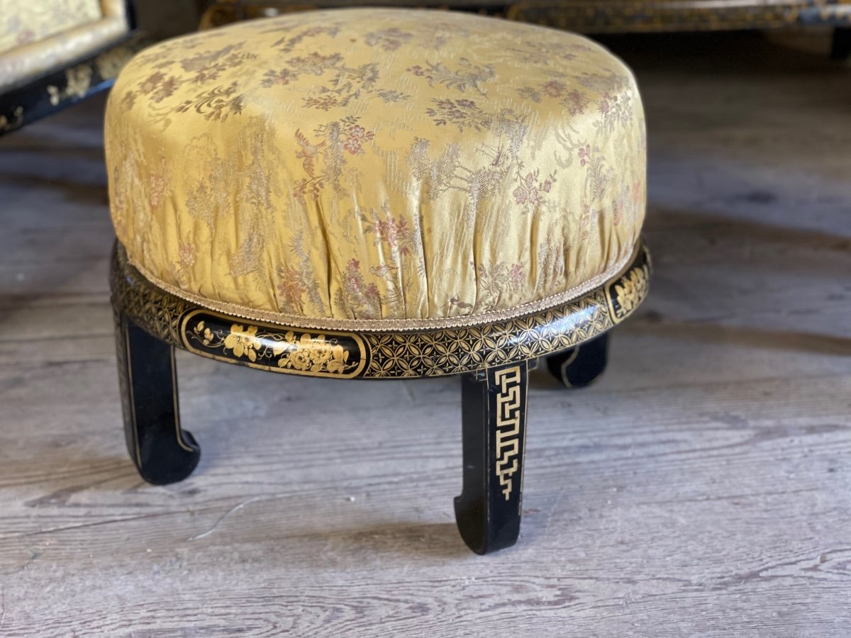 Set Of Two Armchairs, A Sofa And Two Poufs In Lacquered Wood With Golden Chinese Decorations-photo-4