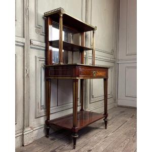 Bonheur Du Jour In Mahogany And Brass Fillet, Late Eighteenth Century