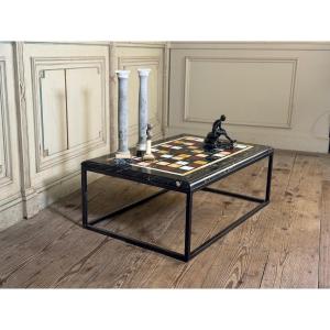 Table de salon, spécimens de marbres,  socle de métal sur mesure 