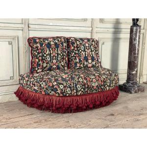 Fauteuil d’appoint, passementeries et petits points par Jacques Garcia 