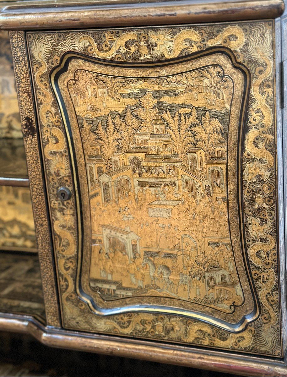 Chinese Lacquer Desk 19th Century-photo-2