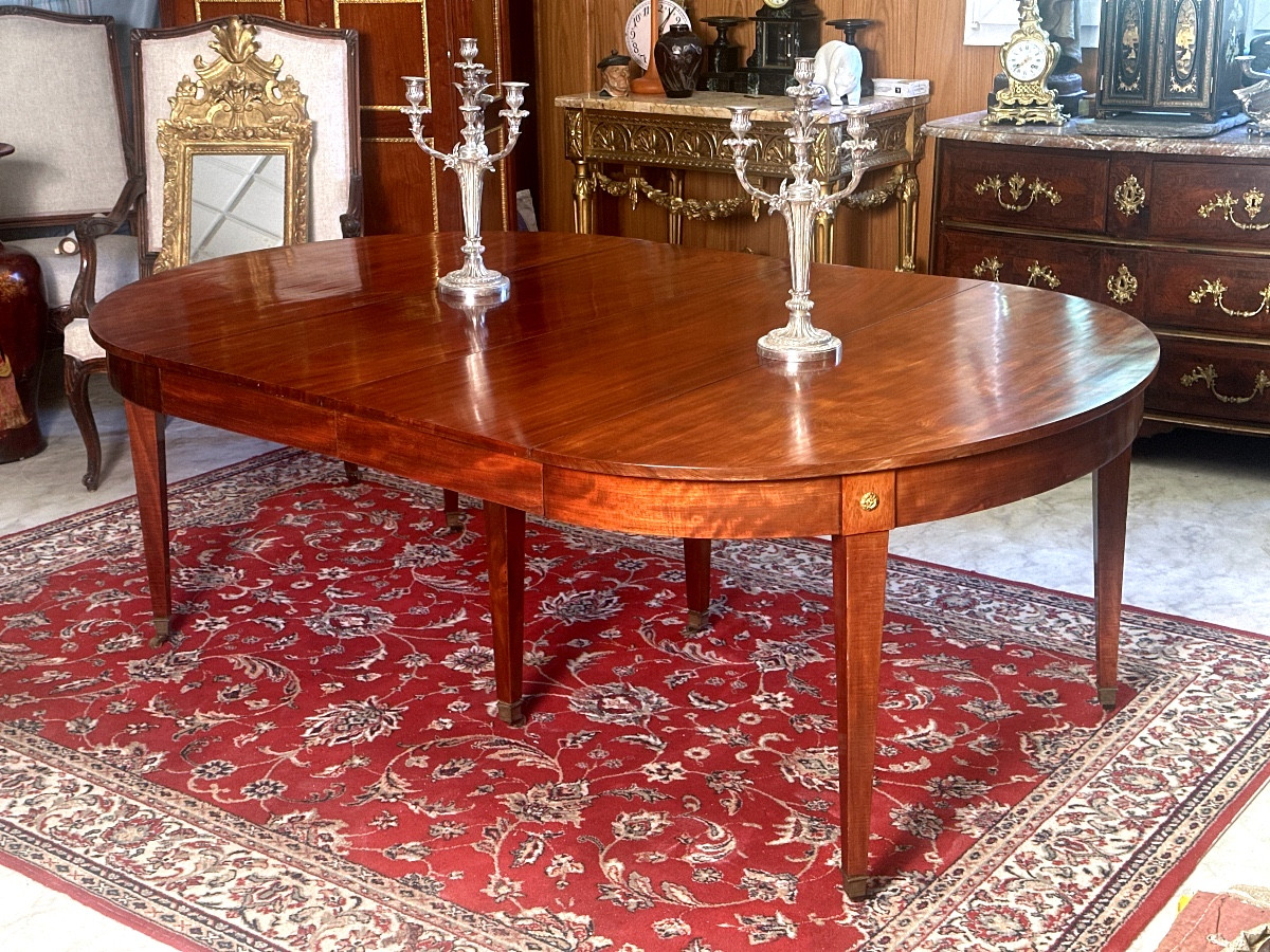 Louis XVI Style Mahogany Extending Table-photo-3