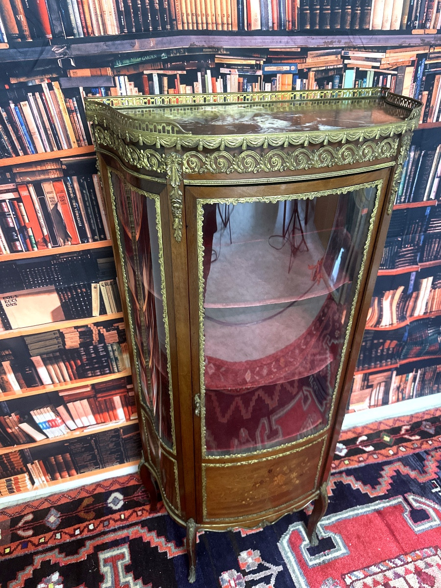 Vitrine galbé  de style Louis XV, circa 1900-photo-4