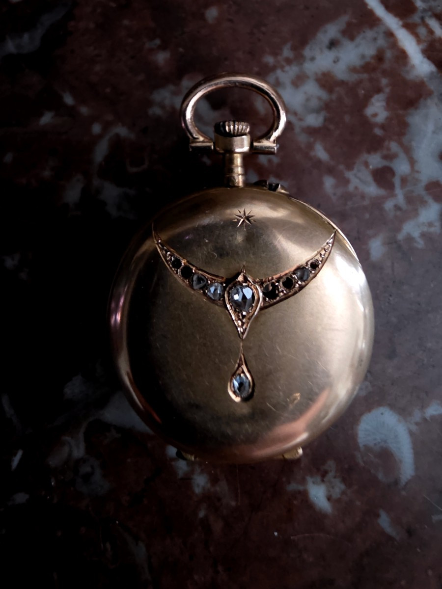 Montre de col en or-photo-1