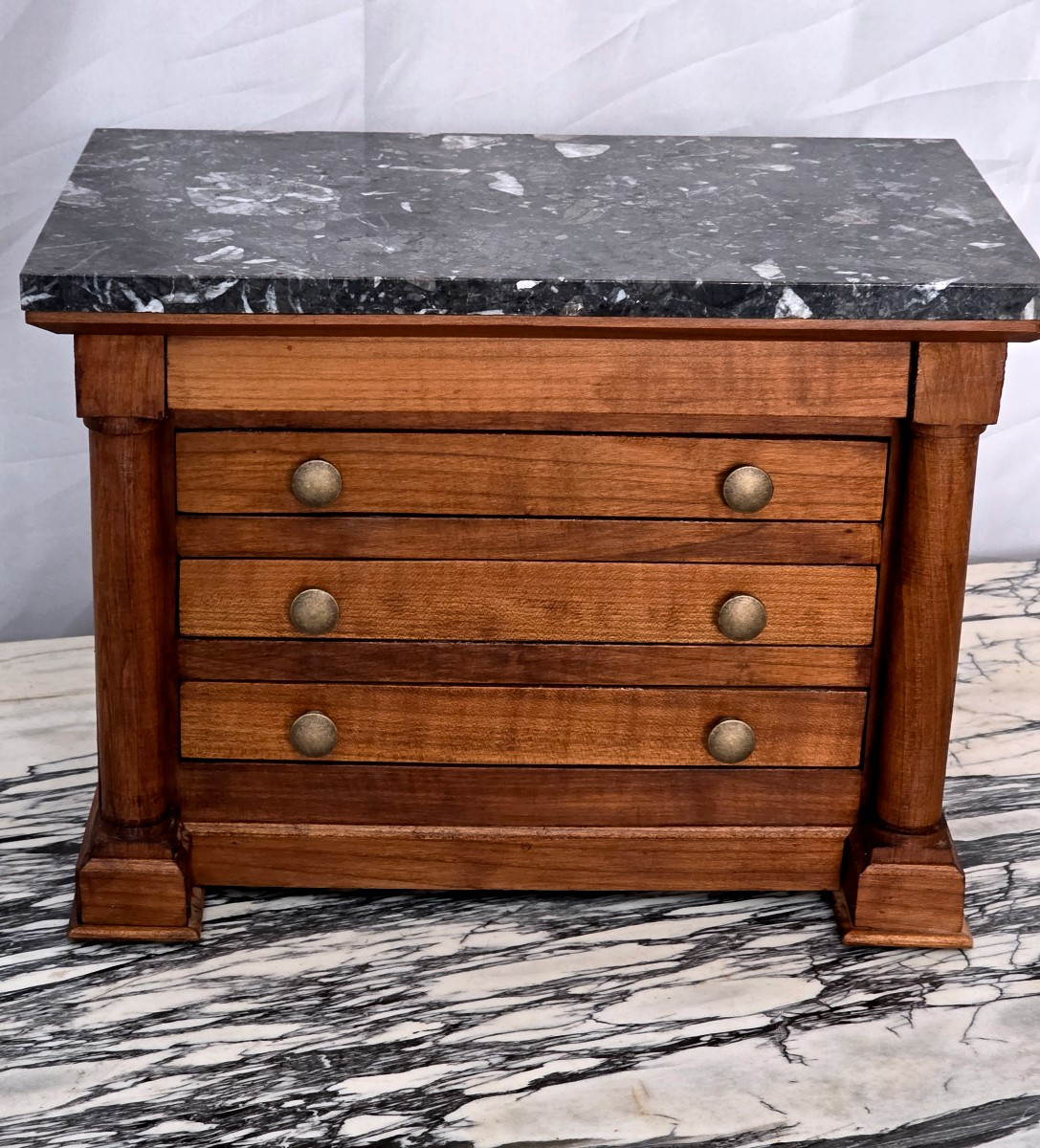 Empire Chest Of Drawers-photo-2