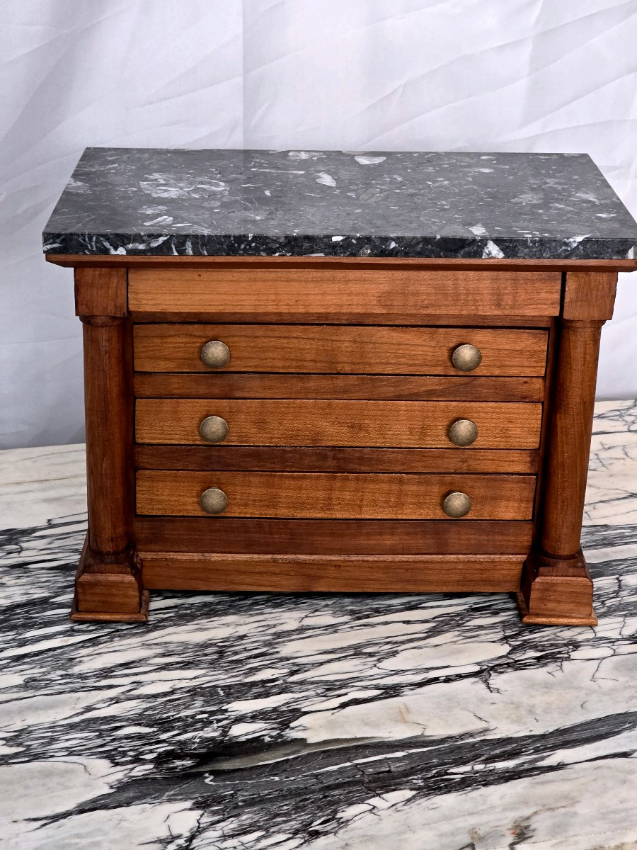 Empire Chest Of Drawers