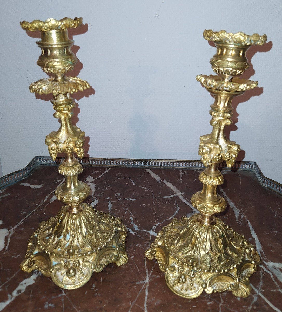 Paire de Bougeoirs en Bronze doré   19éme siècle