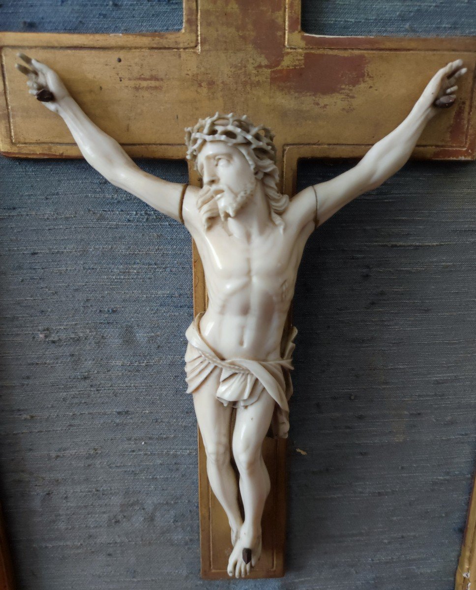 Christ En Ivoire De Morse, Crucifix De Fond De Lit d'époque Louis XV 18e-photo-2