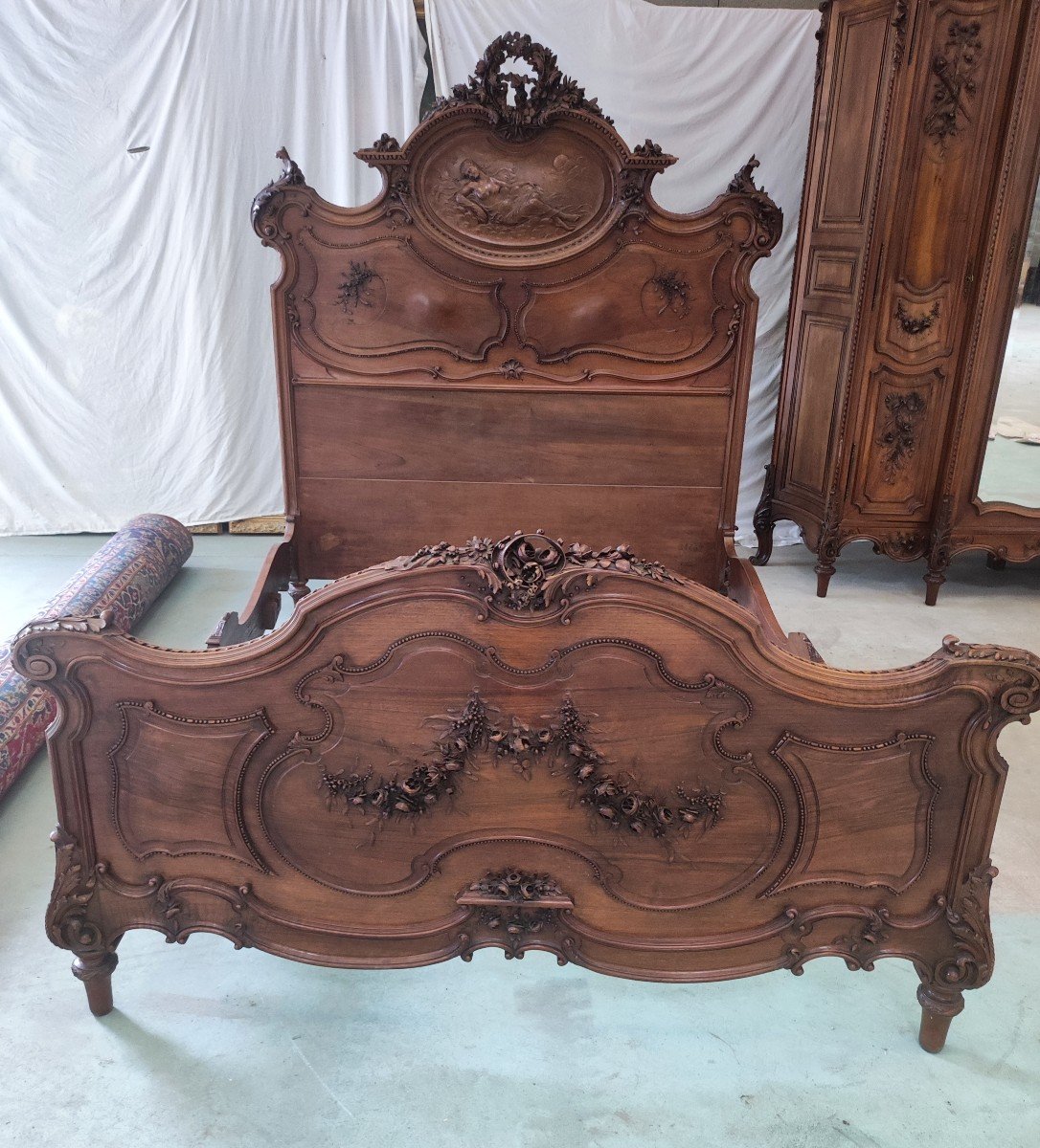 Louis XV Rocaille Style Bedroom-photo-4