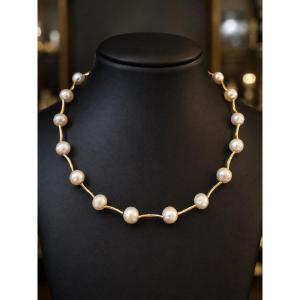 Cultured Pearl And Gold Necklace
