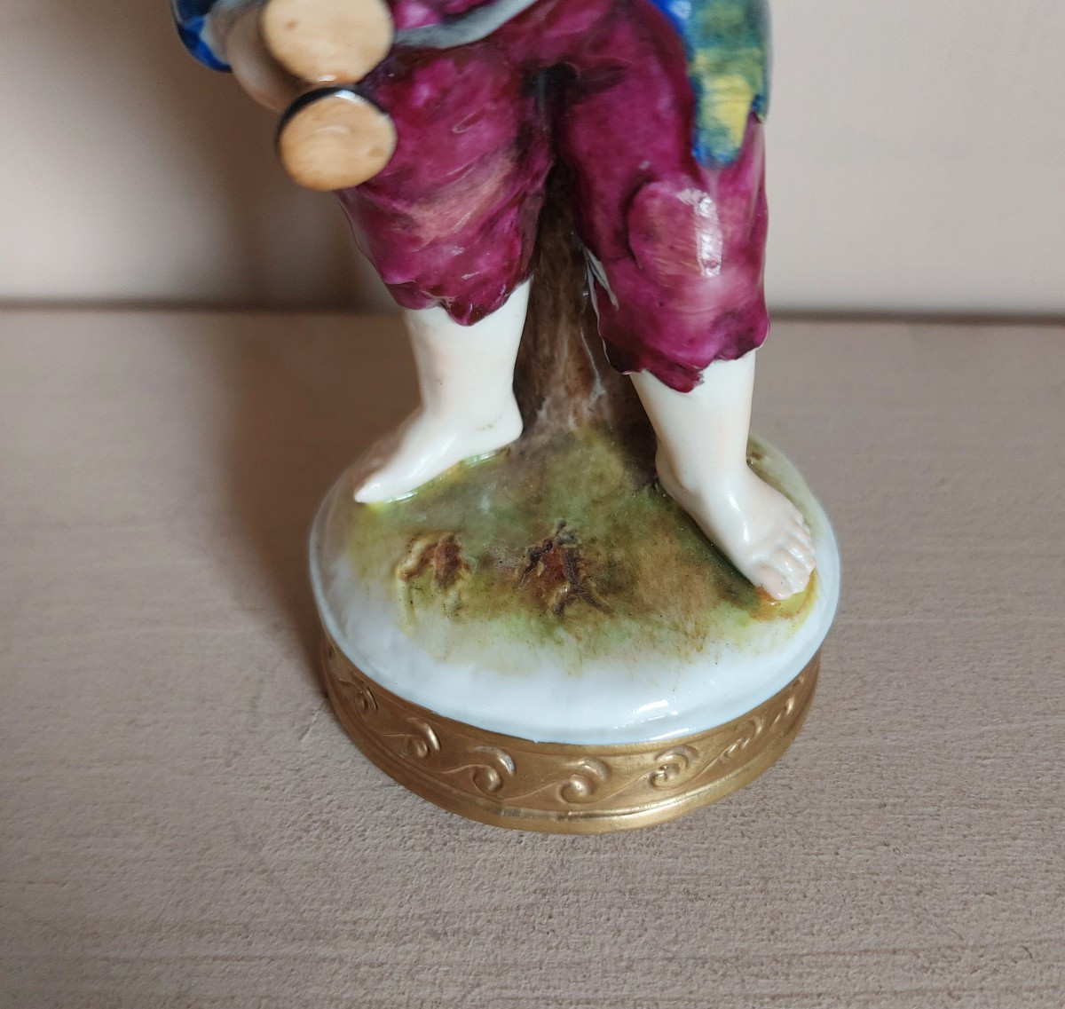 19th Century Volkstedt Porcelain Figure -photo-2