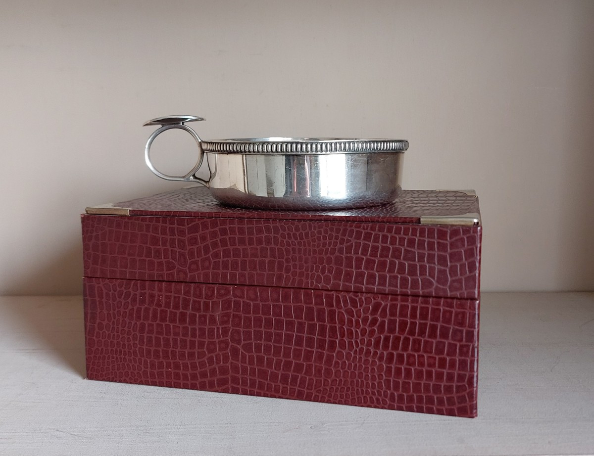 Cave et cendrier à cigares