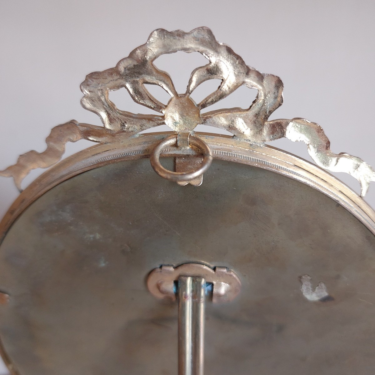 Cadre bronze doré de style Louis XVI -photo-2