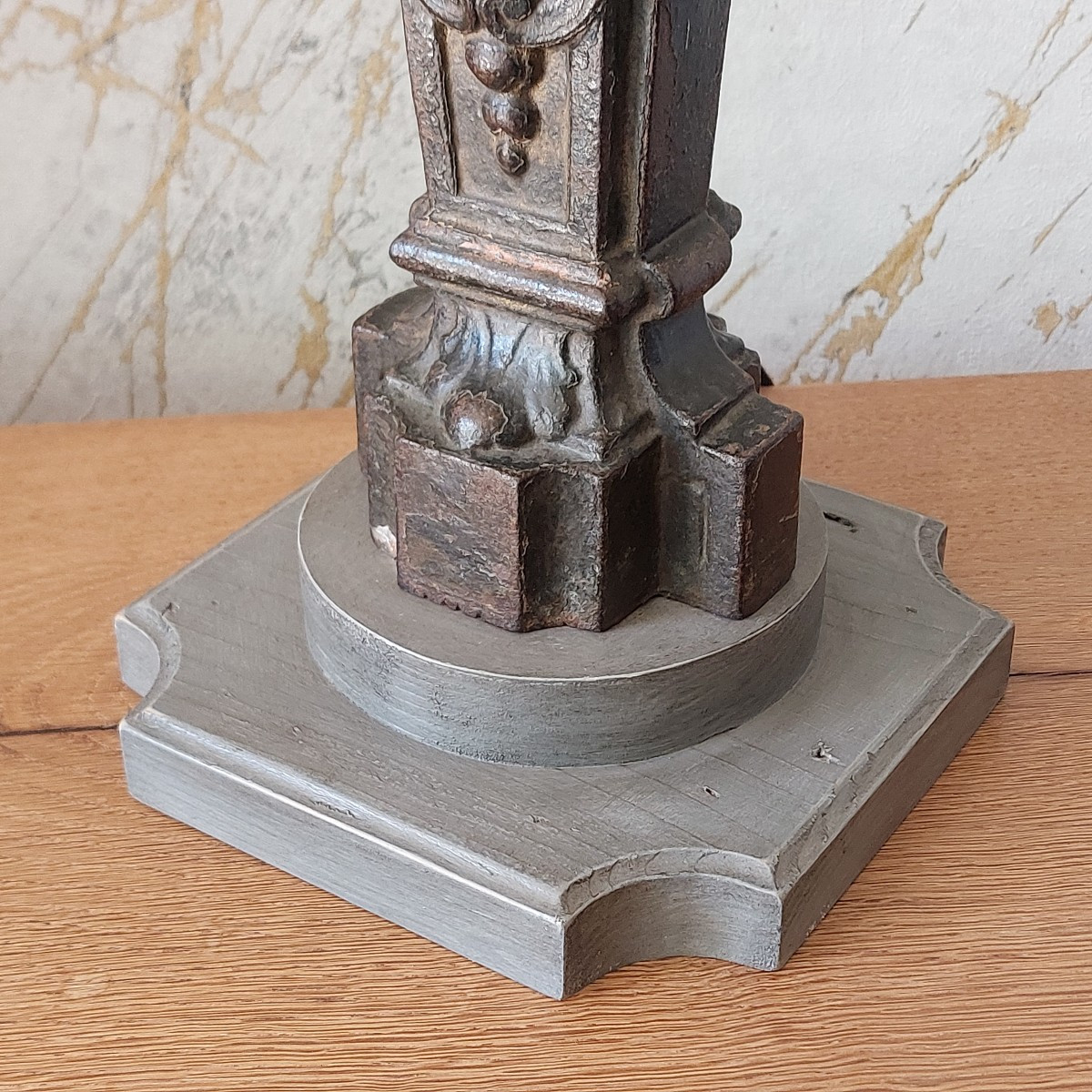 Pied de lampe en fonte -photo-3