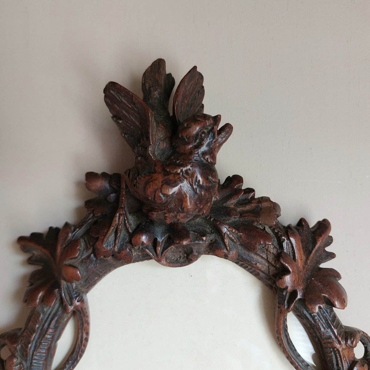 Oval Walnut Frame, Crafted In The Black Forest -photo-4