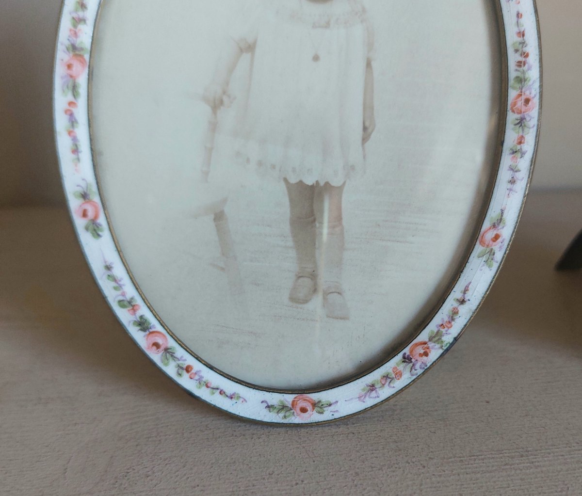 Pair Of Oval, Enameled Picture Frames -photo-2